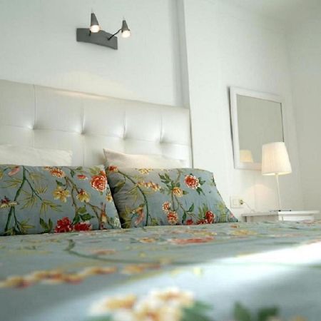 קולוניה סנט ג'ורדי Moderne Ferienwohnung Primavera מראה חיצוני תמונה